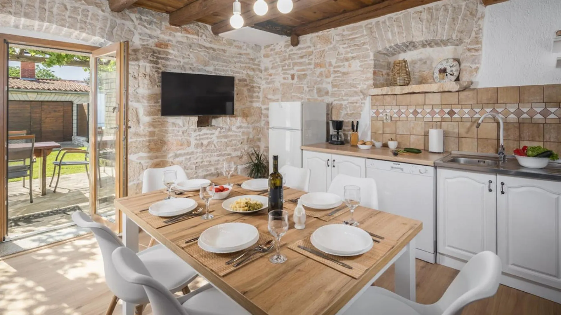 Villa Ivini In Brajkovici - Haus Fuer 5 Personen Канфанар 0*,